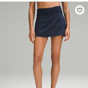 Lululemon Pace Rival True Navy Regular Skirt Size 2 EUC